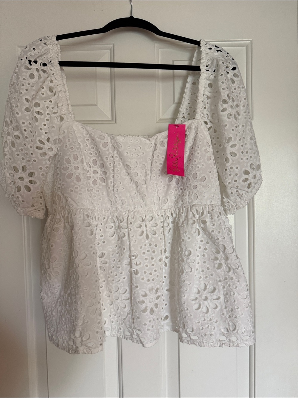 NWT Lilly Pulitzer White Eyelet Puff Sleeve Peplum Top SIZE 16 (Fits like XL)